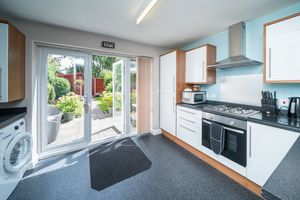 KITCHEN- click for photo gallery